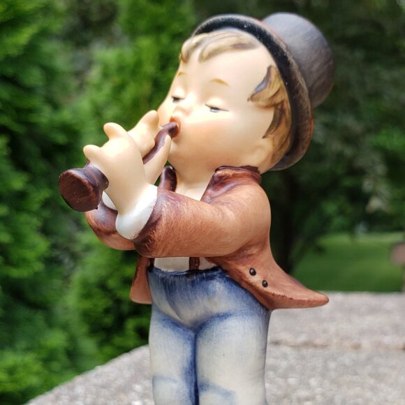 M J Hummel - Serenade - Goebel W. Germany - Porcelain Figurine - Picture 3 of 10